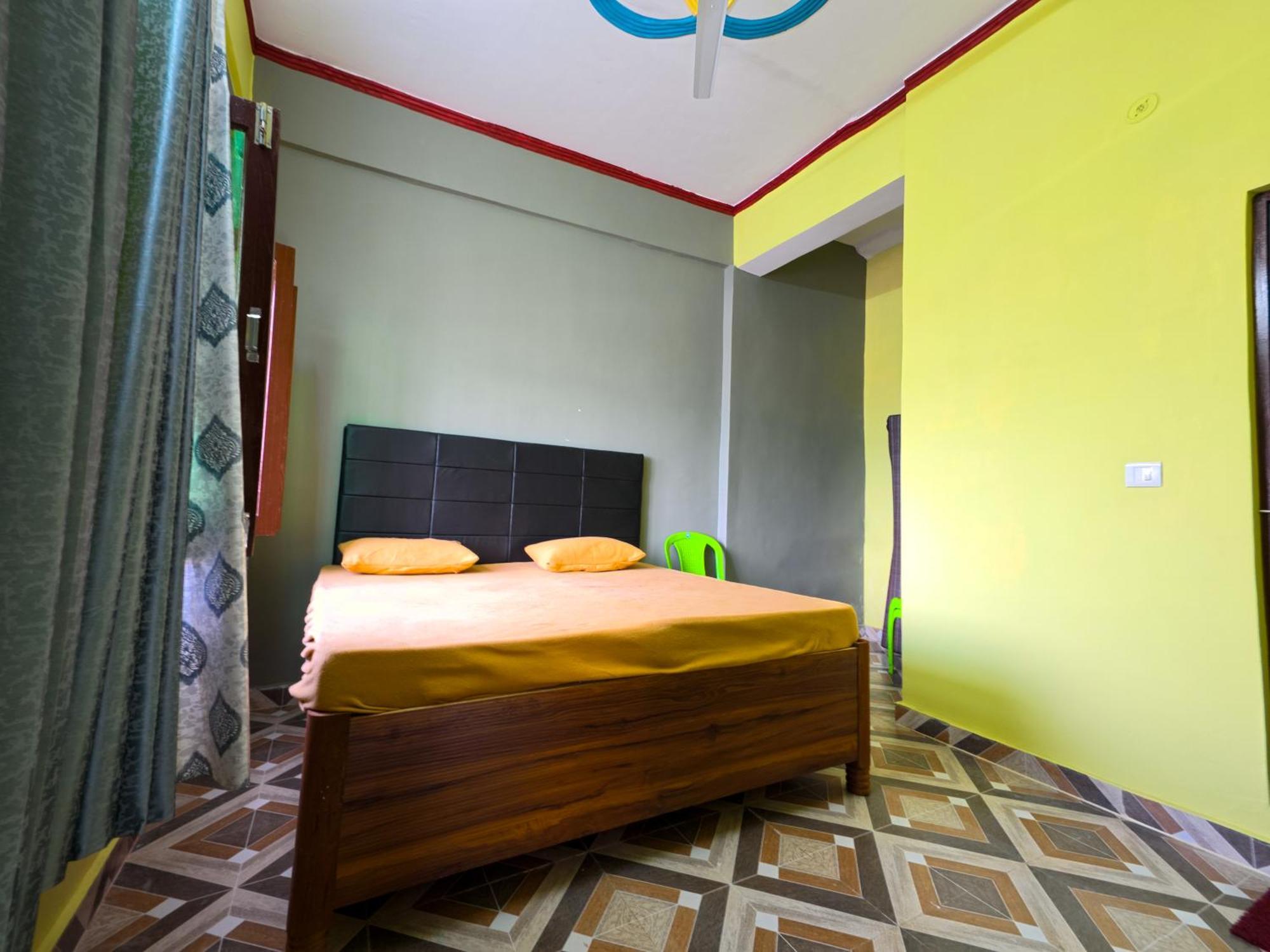 Mahi Restaurant & Guest House Almora Exterior foto